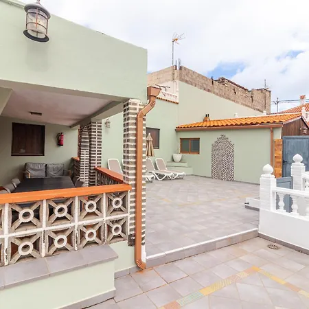 Casa Marjoes - 2 - Bbq - Communal Pool Feriehus Moya (Gran Canaria)